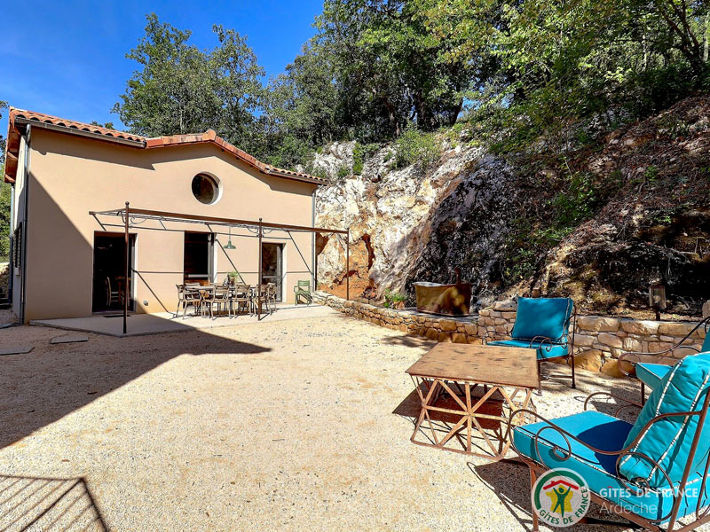 Villa 5 étoiles avec piscine en Ardèche